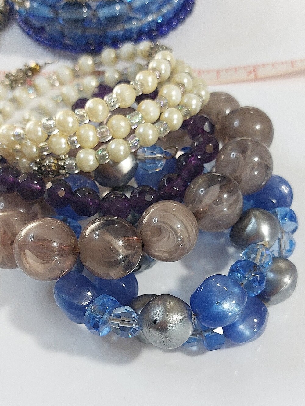 Vintage Bracelet Lot - Womens Jewelry Glass, Beaded, Plastic - Picture 12 of 13